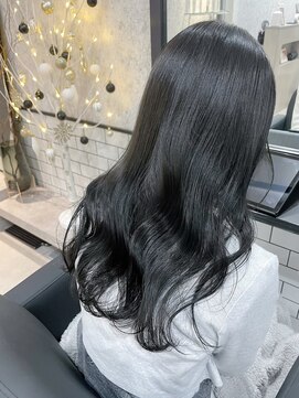 アンド(ANDO) 【本町】グレーブラック 透明感 艶 髪質改善カラー クール 韓国