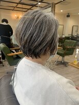 ラボヌールヘアーノーブル 新越谷店(La Bonheur hair noble) 女性らしさのあるショートボブ