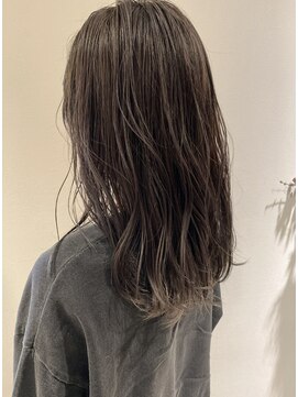 ジャム(Jam) 秋に人気のくすみグレージュ★中村大輔