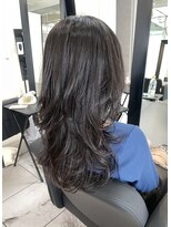 アクアオモテサンドウ(ACQUA omotesando) *黒髪ロングウルフレイヤーカットセミロングレイヤーカット