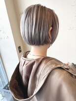 リクラ(RICURA)&nbsp;ホワイトベージュ/ミニボブ