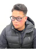 八二分け/スキンフェード/バーバー/ワイルド/刈り上げ/髭