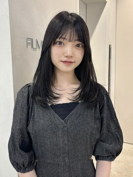 フィルムス 渋谷(FILMS) デザインカラー/レイヤーカット/オリーブベージュ/ウェットヘア