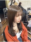 艶カラーオリーブカラーレイヤーカット