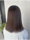セミロングストレート　ナチュラルブラウンカラー