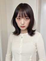 ローネス(LONESS)&nbsp;ミディアムレイヤー　くびれヘア　顔まわりレイヤー