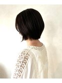 オリーブブラウン・前下がりひし形ショートボブ