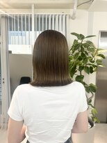 オン(on.)&nbsp;オリーブグレージュ　ボブ