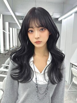 マウル 栄(MAEUL) 韓国前髪　くびれヘア　イメチェン 美髪夏のヘアアレンジ