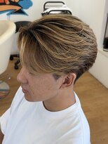 ビカム 名駅(become) 【メンズバレイヤージュカラー】海外風センターパートコンマ