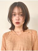 ミディアムレイヤー　顔周りレイヤー　透明感カラー　表参道