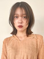 トレス(TRESS)&nbsp;ミディアムレイヤー　顔周りレイヤー　透明感カラー　表参道