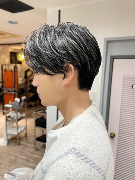 コース(CORS) ハイライト　白髪ぼかし　センターパート ニュアンスパーマ