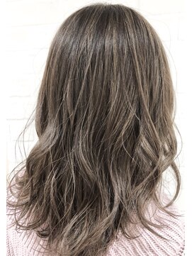 エイト 博多店(EIGHT hakata) 【福岡No. 1ハイライト】ハイライトグレージュ☆