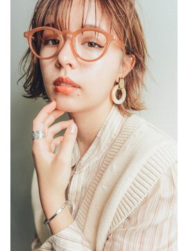 アリー 原宿 表参道(ALLY) [ALLY阿部]大人可愛いシンプルボブ×ミルクティーベージュ