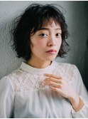 【柔らかいフォルムの大人可愛いショート】