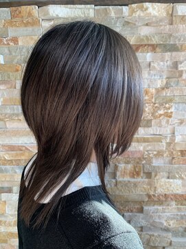 ブロー(bro) ウルフカット