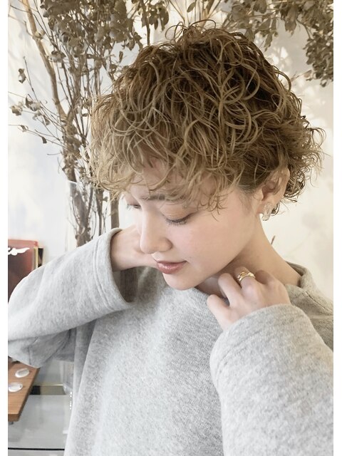 ボーイッシュヌード