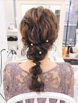 リサ 恵比寿(risa.) ふんわりルーズな編み下ろし