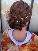 和装 シンプル ツイスト 編み込み シニヨン ヘアアレンジ・2