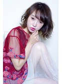 ブルーグレージュ×ぶつ切りボブ×アンニュイヘア×セシルカット