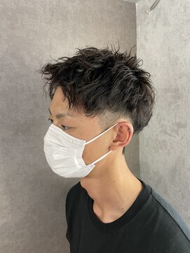 ホームボーイ(HOME BOY) アップバング ツイストスパイラルパーマ ツーブロックショート