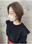 大人可愛い30代40代小顔ミディアムレイヤーベージュ★山之内