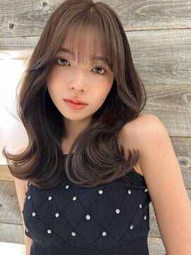 アイヴィ 表参道(IVY) ブリーチなしオリーブベージュくびれヘア【肥田亜沙美】