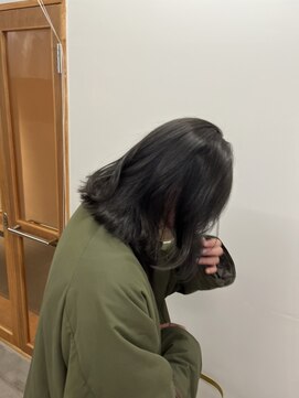 ニール 名古屋 伏見 丸の内(NEELU) 【Neeluscuro_riri】オリーブグレージュ