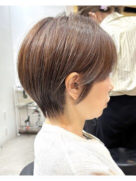 ヨファ ヘアー(YOFA hair) 似合わせ　大人くびれショート