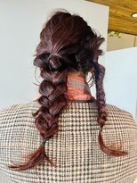 ブルーム ヘア デザイン(bloom hair design) 非対称ツイン編み下ろし