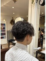 フォンド 津田沼(fond.) MEN’S HAIR/波巻きツイストスパイラル/リバースセンターパート