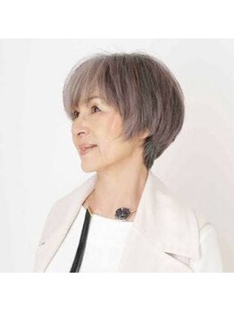 ヘアースタジオ ハーフバック 高尾店(HAIR STUDIO HALF BACKS×１/2)の写真/頭皮に優しい''プロマスターカラー''でお客様のライフステージに寄り添うヘアカラーを実現＊色持ち◎