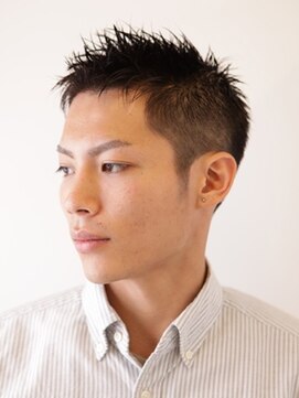 ヘアアンドスパ ロア(Lore) ショートモヒカン