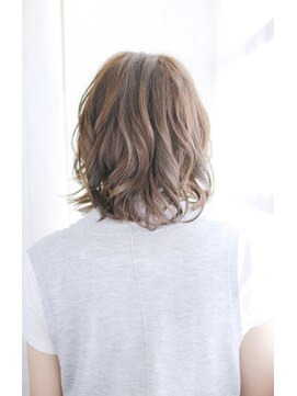 シュシュット(chouchoute) 吉祥寺3分/美髪質改善アッシュブラウンネオウルフ外ハネボブ/014