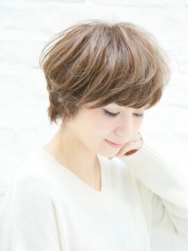 ティファ 銀座(Tiffa) スタイリッシュショートボブ