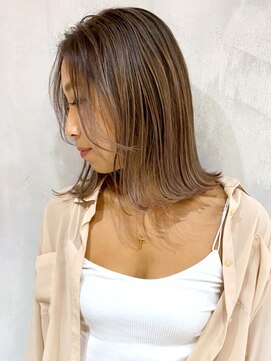 アイティー バイ アルバム 浦和店(IT by ALBUM) ハイライトグレージュ_オリーブカラーハイライトカラー_ba305391