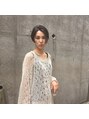シェノン(Chainon) 大人のショートは落ち着きすぎず少しトレンドを入れ込みます。