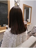 ピンクベージュ