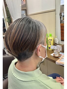 コア フィール ア デイ(COIFFURE A DAY) 【見附今町M3D髪質改善】刈り上げ女子