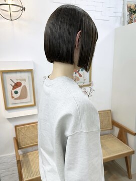 イコ 表参道原宿(ico) オリーブグレージュ ミニボブ LAケラチントリートメント