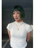 モスグリーンレイヤーボブ