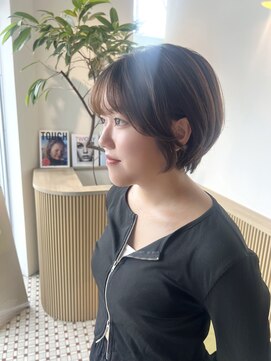 エコール(EcorE) ★丸み小顔ショート