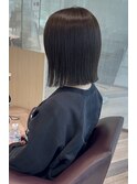 オリーブベージュ×肩上ボブ