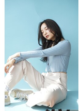 ルフュージュ バイ プロデュース 相模大野店(Refuge by Produce) 暗髪/レイヤーカット/長めバング