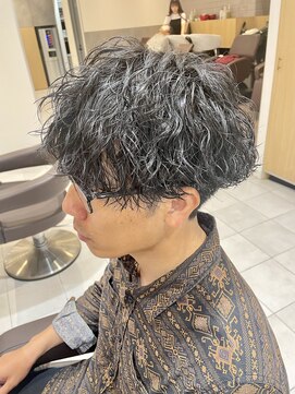 アース 錦糸町店(HAIR&MAKE EARTH) ~ 王道 × ツイストスパイラルパーマ ~
