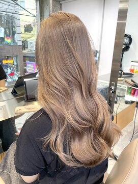 サンク 原宿 表参道(cinq) ラベンダーグレージュピンクアッシュミディアムウルフレイヤー