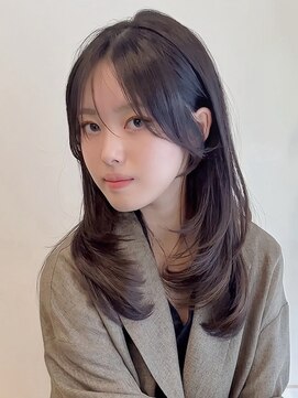 ビューエヒメ(VIEW EHIME) 小顔黒髪レイヤーカット×アッシュカラー20代30代40代
