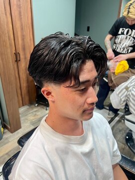 スタンドバーバー 柏(STAND BARBER) リバースセンターパート/ニュアンスパーマ/ダウンバング/柏