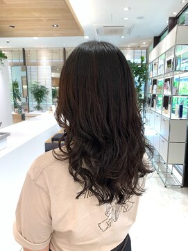 ステアケース 武蔵小杉店(stair:case) 2022年人気髪型コテ巻き風パーマ暗髪